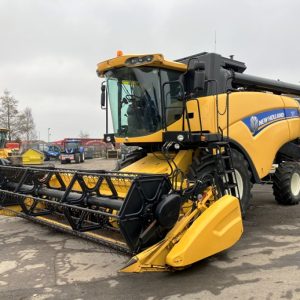 New Holland CX5080 Combine Harvester for Sale