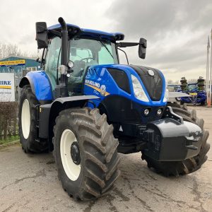 New Holland T7.210 Range Command Classic Tractor for Sale